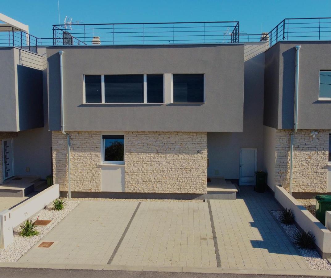 Ferienhaus Luka Zadar Zewnętrze zdjęcie